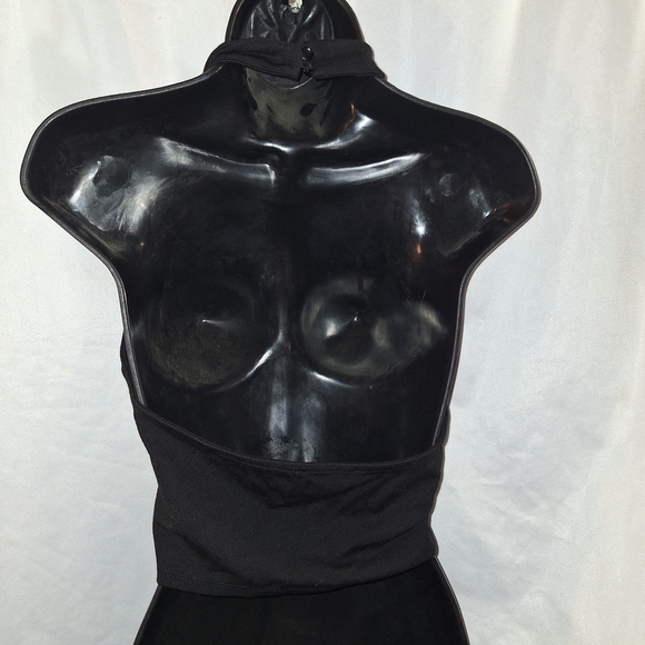 Forever 21 Black Sleeveless Crop Tank Top - Picture 3 of 4